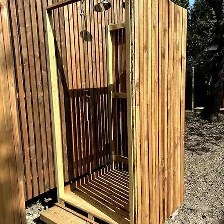 Ma Sous Les Arbres *